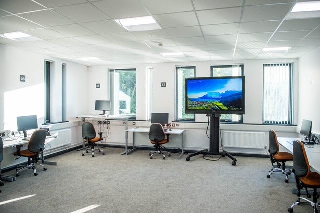 Refurbishment – AICC Minaeron — photograph 3