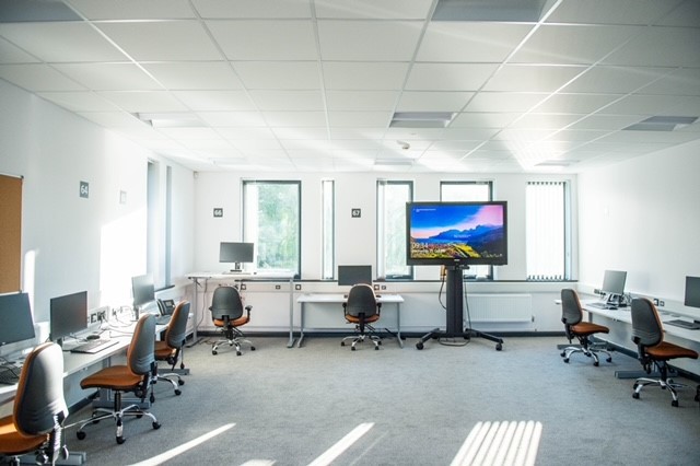 Refurbishment – AICC Minaeron — photograph 2